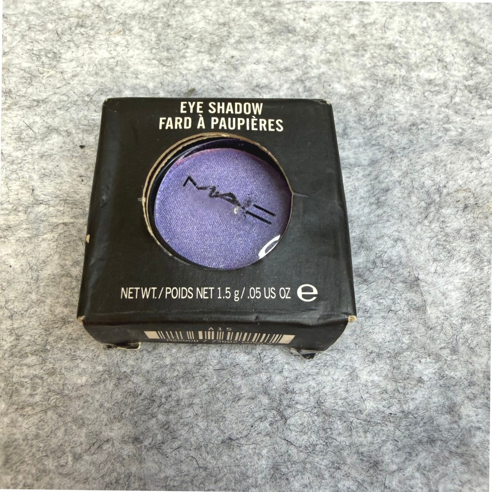 MAC Eye Shadow Nocturnelle A15 Purple 1.5g .05oz Single Compact New in Box